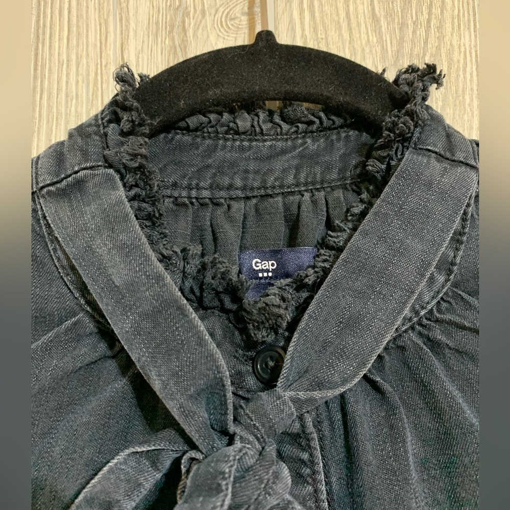 Gap Button Up Ruffle and Bow Collar Long Sleeve Blouse Top Lyocell Size Small - Picture 6 of 12